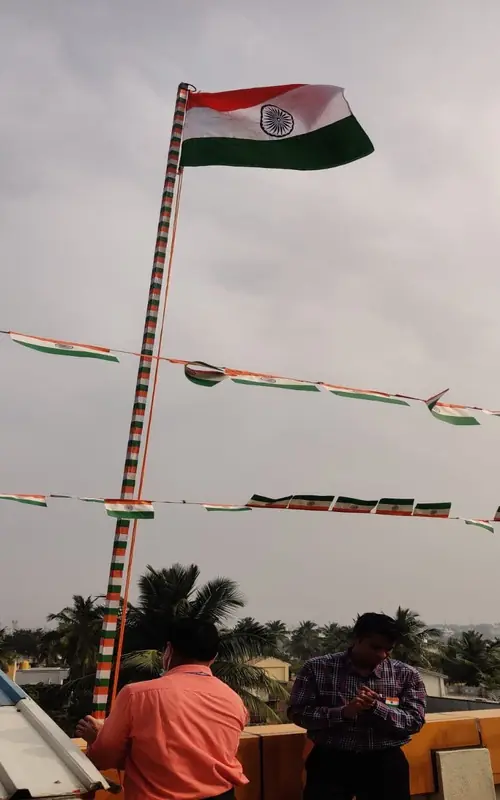 Flag hoisting at the hospital