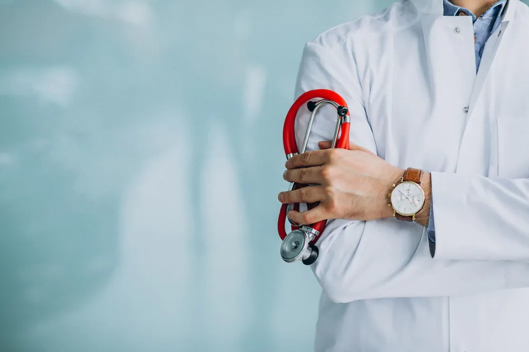 Cardiologist holding a stethoscope
